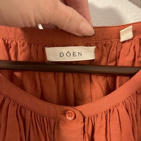 Doen June Blouse in Tierra - Picture 3 of 6